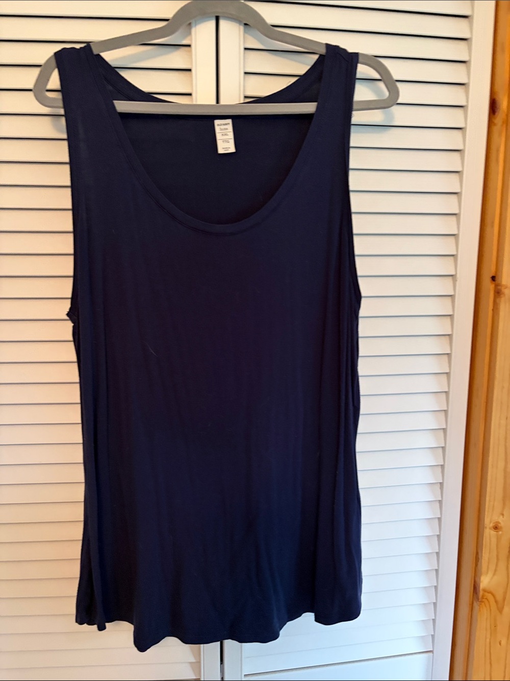 Old Navy Navy Scoop Neck Tank Top